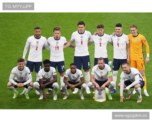 赖斯 vs 菲利普斯：英格兰后腰的战术角色与攻防效率对比